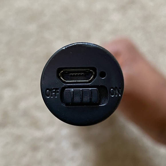 Bluetooth Selfie Stick - Picture 2 of 3